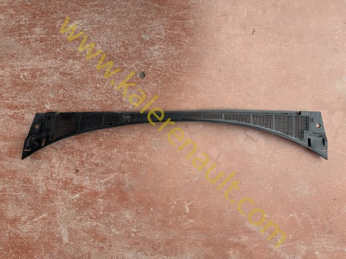 Renault Megane 4 Ön Cam Izgarası 668118966R