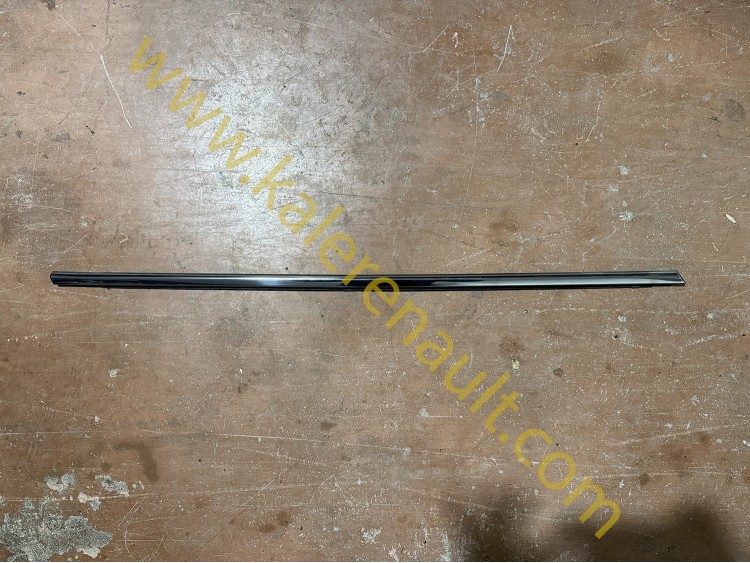 Renault Megane 4 Sol Ön Dış Cam Sıyırıcı Fitil Krom (Nikelajlı) 808218638R