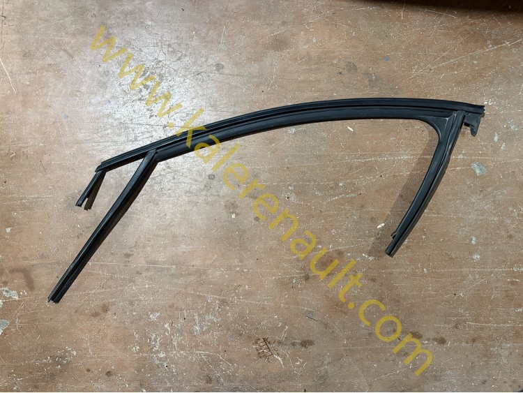 Renault Megane 4 Sol Ön Kapı Cam Fitili 803317143R