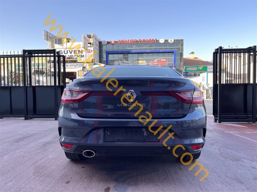 Renault Megane 4 1.6 Arka Dingil