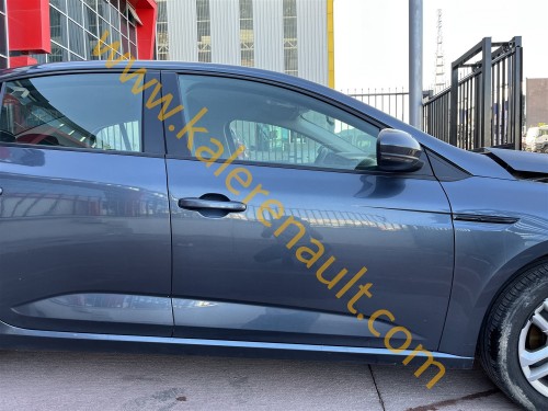 Renault Megane 4 Sağ Ön Kapı (Titanyum Gri)