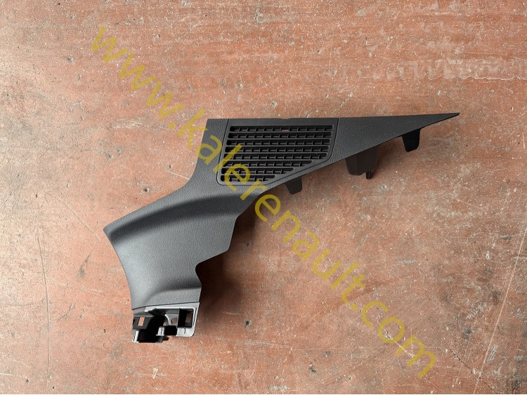 Renault Taliant Sağ Arka Direk İç Kaplaması Üst 769348755R