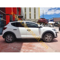 Dacia Sandero Stepway 3 Sağ Arka Çamurluk Sacı Kesme (Beyaz) 760325617R Dacia Sandero Stepway 3 Sağ Arka Çamurluk Sacı Kesme (Beyaz) 760325617R