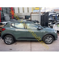 Dacia Sandero Stepway 3 Tavan Sacı Kesme (Haki Yeşil) 731127258R