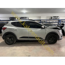 Dacia Sandero Stepway 3 Sağ Arka Çamurluk Sacı Kesme (Ayışığı Gri) 760325617R Dacia Sandero Stepway 3 Sağ Arka Çamurluk Sacı Kesme (Ayışığı Gri) 760325617R
