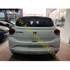 Dacia Sandero 3 Arka Bagaj Kapağı (Beyaz) 901006055R Dacia Sandero 3 Arka Bagaj Kapağı (Beyaz) 901006055R