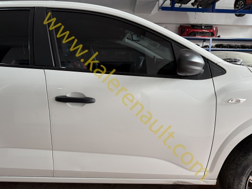 Dacia Sandero 3 Sağ Dikiz Aynası Komple (Manuel) 963015485R 963019487R