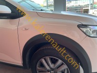 Dacia Sandero Stepway 3 Sağ Ön Çamurluk (Beyaz) 631004264R Dacia Sandero Stepway 3 Sağ Ön Çamurluk (Beyaz) 631004264R