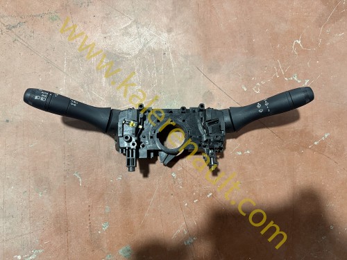 Renault Taliant Far Sinyal Kolu 255675210R