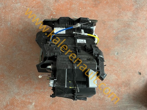 Renault Taliant 1.0 TCe Klima Kalorifer Kazanı Kutusu 272700799R