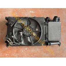 Renault Taliant 1.0 TCe Otomatik Radyatör Takımı Komple Renault Taliant 1.0 TCe Otomatik Radyatör Takımı Komple