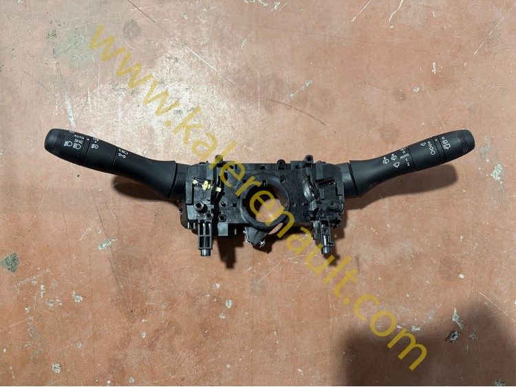 Renault Clio 5 Far Sinyal Kolu 255670975R