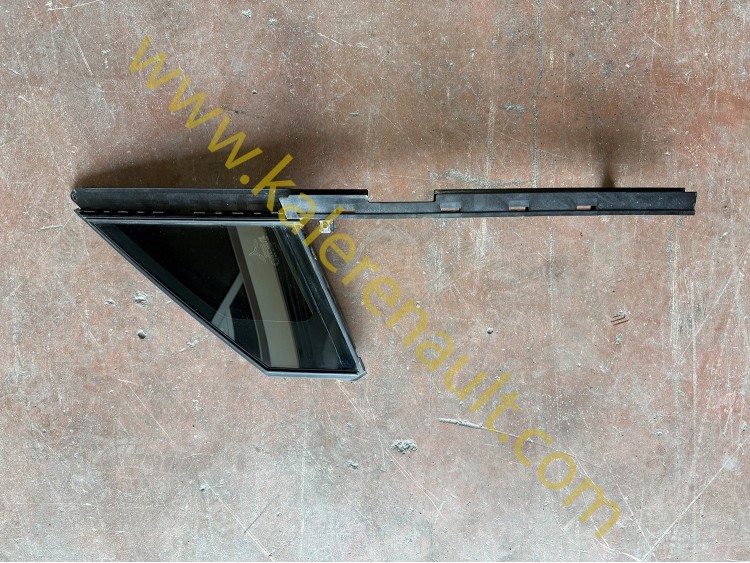 Renault Clio 5 Sol Ön Kelebek Camı 802633649R