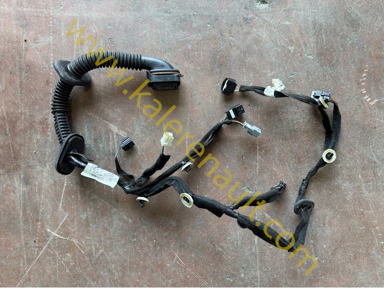 Renault Clio 5.5 PH 2 Sol Ön Kapı Tesisatı Alpine (360° Kameralı) 241251800R