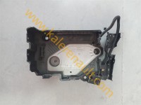 Renault Clio 5 Akü Alt Muhafaza Ayağı 648947355R