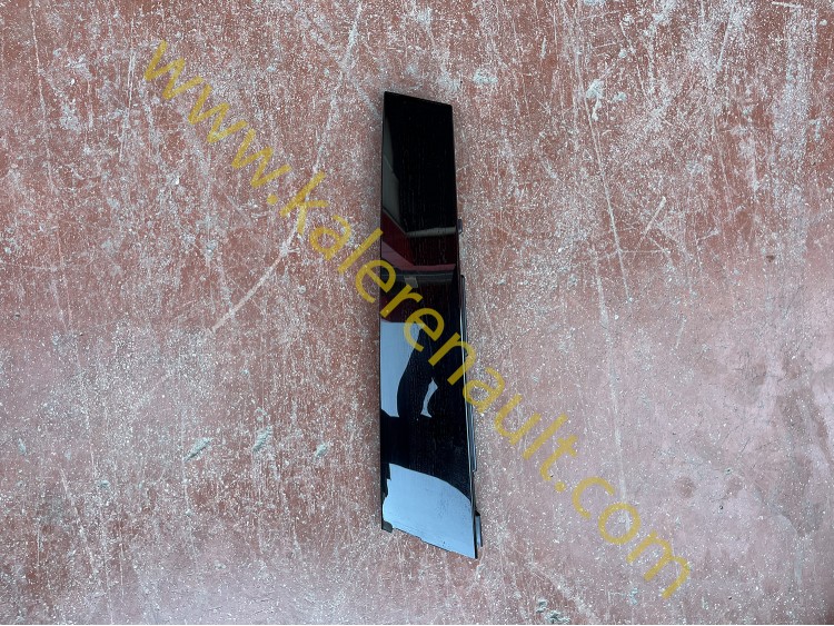 Renault Clio 5 Sağ Ön Kapı Direk Kaplaması 802841894R