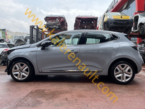 Renault Clio 5 Sol Marşpiyel Sacı Kesme (Kaya Gri) 764617378R