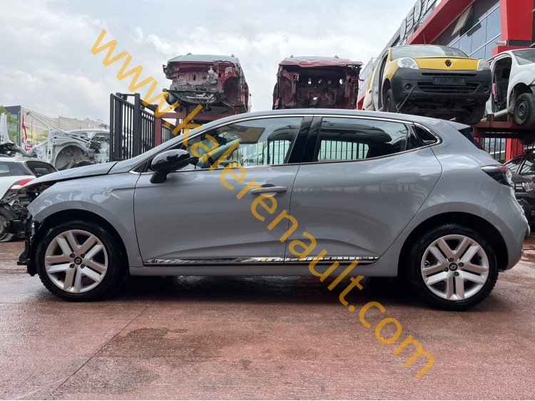 Renault Clio 5 Sol Marşpiyel Sacı Kesme (Kaya Gri) 764617378R