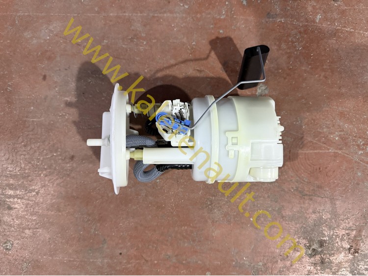 Renault Clio 5 1.0 TCe Şamandıra Yakıt Pompası 172021210R