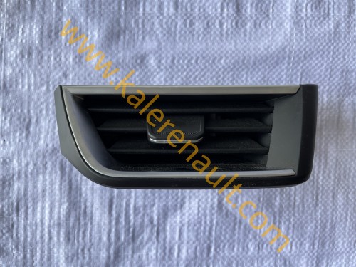 Renault Clio 5 Sağ Ön Üfleme Izgarası 687608207R