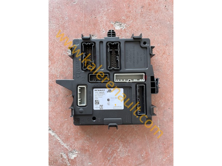 Renault Clio 5 UCH Beyni 284B13925R A2C13120313