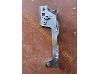 Renault Clio 5 Sol Orta Çamurluk Ayağı 64137564R Renault Clio 5 Sol Orta Çamurluk Ayağı 64137564R