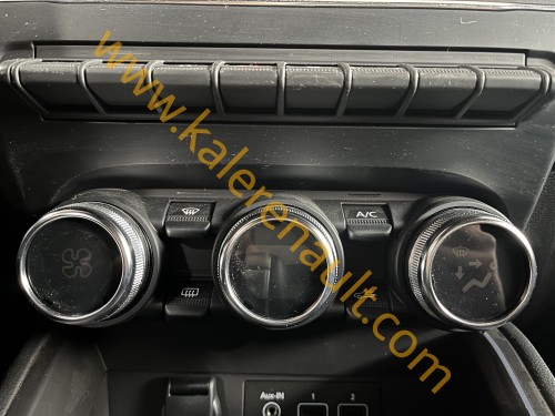 Renault Clio 5 Dijital Klima Kalorifer Kumanda Paneli 275100936R