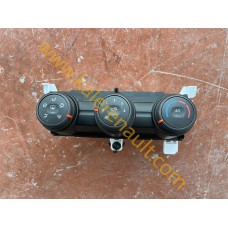 Renault Clio 5 Klima Kalorifer Kontrol Paneli 275000044R Renault Clio 5 Klima Kalorifer Kontrol Paneli 275000044R