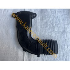 Renault Clio 5 1.6 SCe Hybrid Hava Giriş Hortumu 165555837R Renault Clio 5 1.6 SCe Hybrid Hava Giriş Hortumu 165555837R